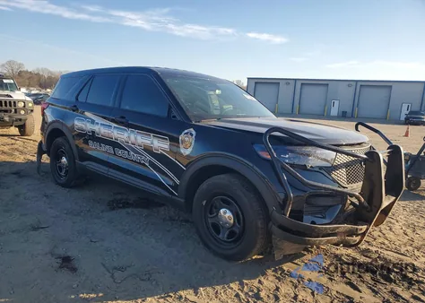 2024 Ford Explorer Police Interceptor z USA, uszkodzony, nr VIN 1FM5K8AB1RGA48699